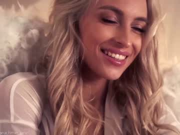 webcam girl peach_me live cam image #1087619