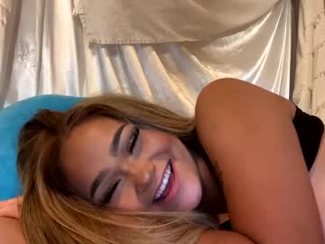 webcam girl ari_02 live cam image #4950363