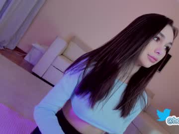 webcam girl hollyextra live cam image #3067912
