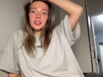 webcam girl angel_from_sky live cam image #6239135