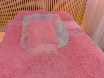 webcam girl little_effy18 live cam image #5660579