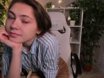 webcam girl little_mandy live cam image #2132452