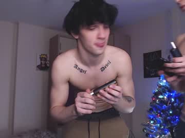 webcam man teddy_mode live cam image #843281