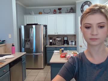 webcam girl blazefyre live cam image #518367