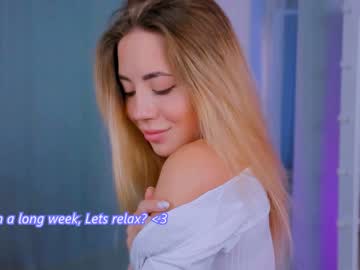 webcam girl emmi_rosee live cam image #3079260