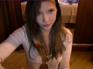 webcam girl bitter_moon live cam image #2938139