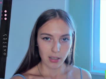 webcam girl layladawson live cam image #5375289
