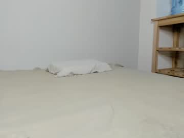 webcam couple vivi_beam live cam image #3041869