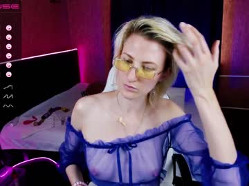 webcam girl eva__blonde live cam image #2147414