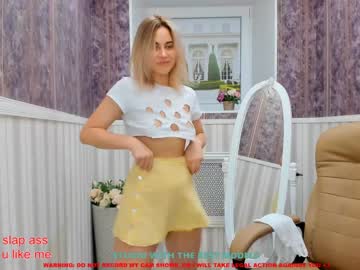 webcam girl gloria_blush live cam image #1731192