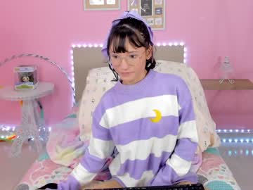 webcam girl little_effy18 live cam image #2709189