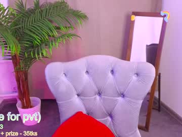webcam girl joyce_coy live cam image #5534640