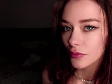 webcam girl predatory_eyes live cam image #6299832