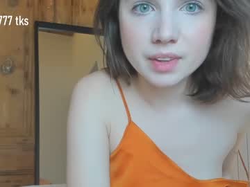 webcam girl stellawells live cam image #3980835