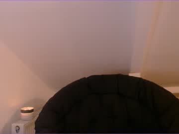 webcam girl bitter_moon live cam image #3596764