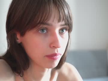 webcam girl diruriru live cam image #6995220
