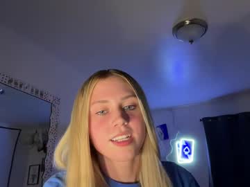 webcam girl kayclaire live cam image #7074388