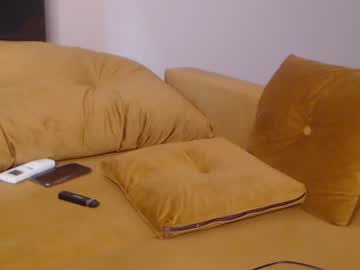 webcam girl hotemili live cam image #2892045