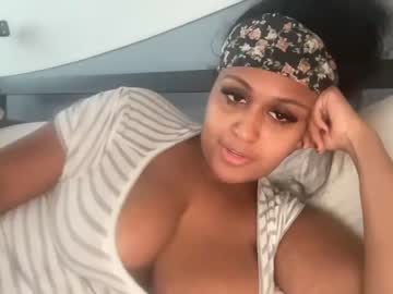 webcam girl blackgurlkitty live cam image #2736995