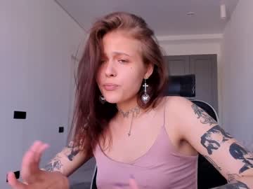 webcam girl adriana_hill live cam image #2182674