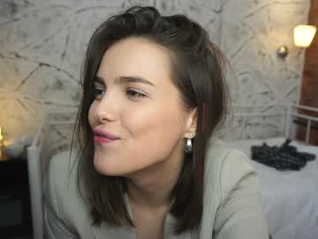 webcam couple emiliacourtney live cam image #5819527