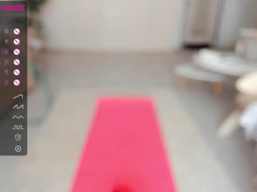 webcam girl oki_dokie live cam image #4740425