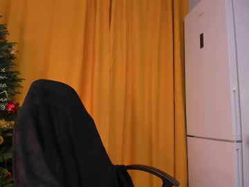 webcam girl nerdy_freyua live cam image #5817308