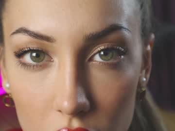 webcam girl francescadomi live cam image #2952821