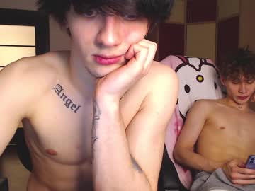 webcam man teddy_mode live cam image #1014286
