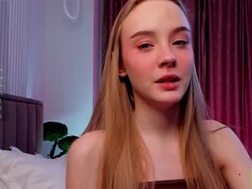 webcam girl lissa_meooow live cam image #6450216