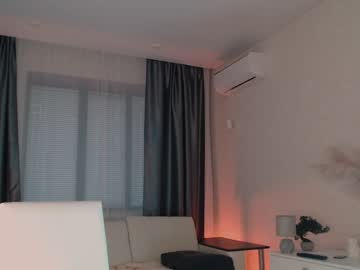 webcam girl amourvenenum live cam image #3221051