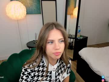 webcam girl princess_diana18 live cam image #6528547