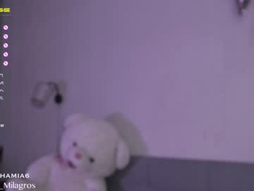 webcam girl mia_milagros live cam image #5071115