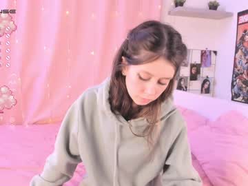 webcam girl alliesmiths live cam image #2657623