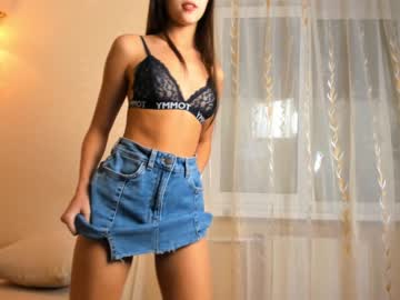 webcam girl amandamedrano live cam image #2871678