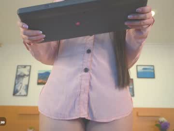 webcam girl camilitasu live cam image #2126921