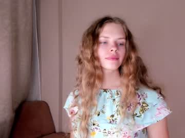 webcam girl nataly_hello live cam image #5684384