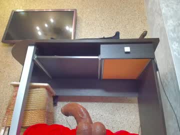 webcam girl squirt_blondy live cam image #4822105