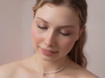 webcam girl april_blush live cam image #6821394