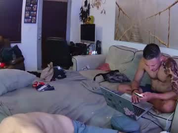 webcam man zreeves305 live cam image #5102622