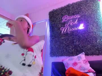 webcam couple bianca_and_maxwell live cam image #5873734