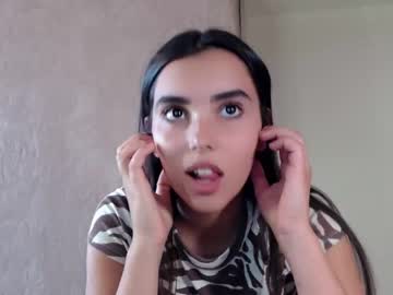 webcam girl nika_la live cam image #2657504