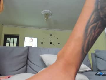 webcam couple cheeseburgerjesus live cam image #793865