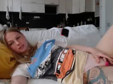 webcam girl magic_couple13 live cam image #4388770