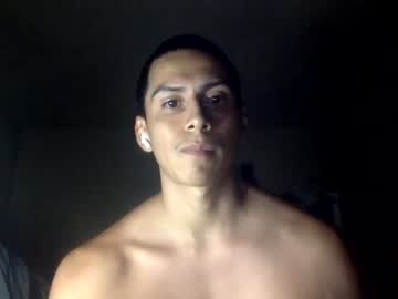 webcam man hung10inch916 live cam image #2991984