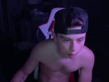 webcam man kentuckydrake live cam image #4459159