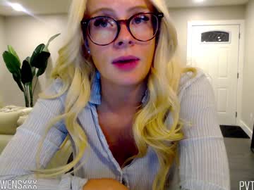 webcam girl oliviaowens live cam image #2224061