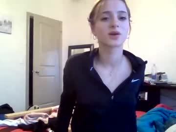 webcam girl prettypiper1 live cam image #3269071