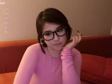webcam girl kimi_kay live cam image #6976579