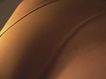 webcam girl bibi_it_is live cam image #2437433
